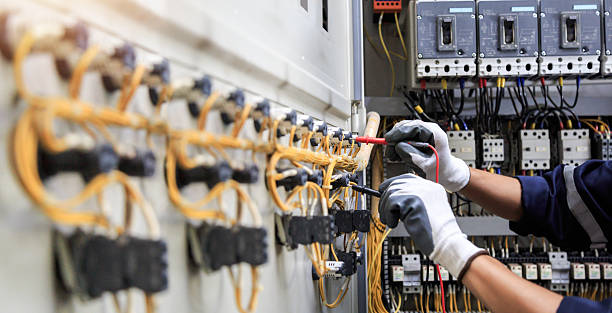 Professional Electrician technician working in Pooler, GA